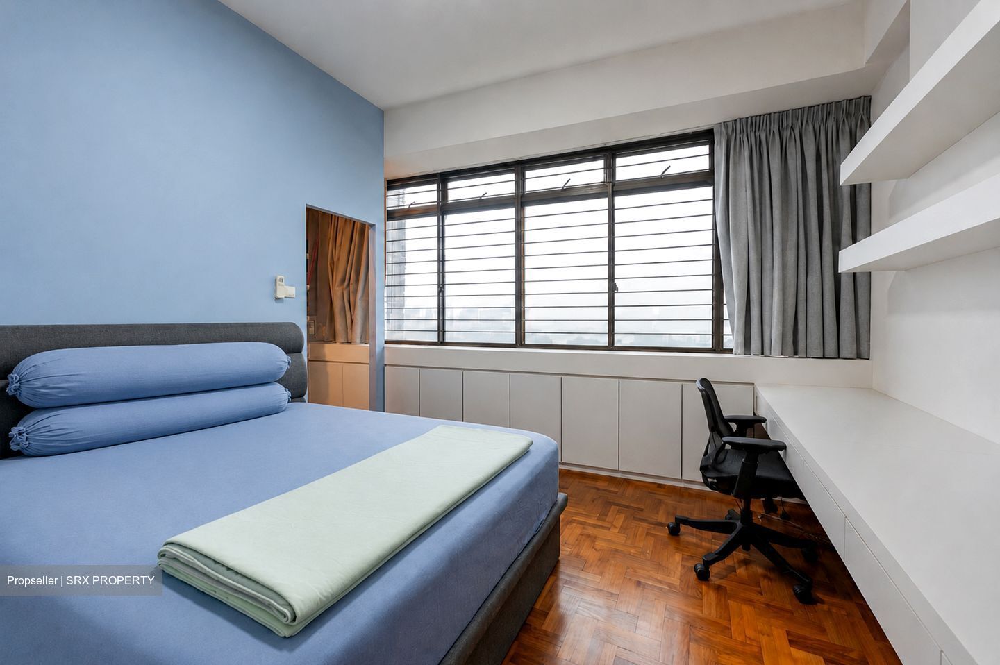 Lakepoint Condominium (D22), Condominium #555035251